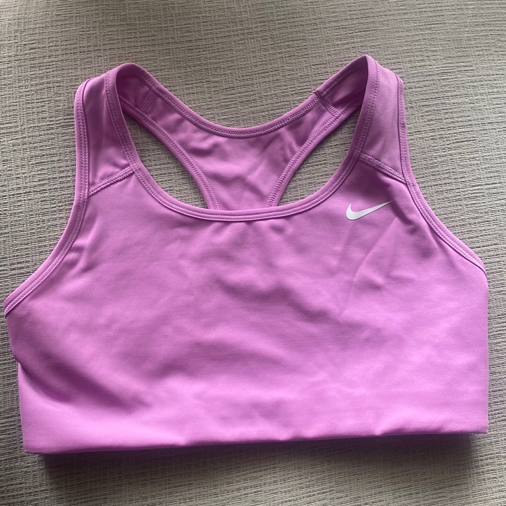 Nike Women’s Dri-Fit Swoosh Sports Bra Medium Support
